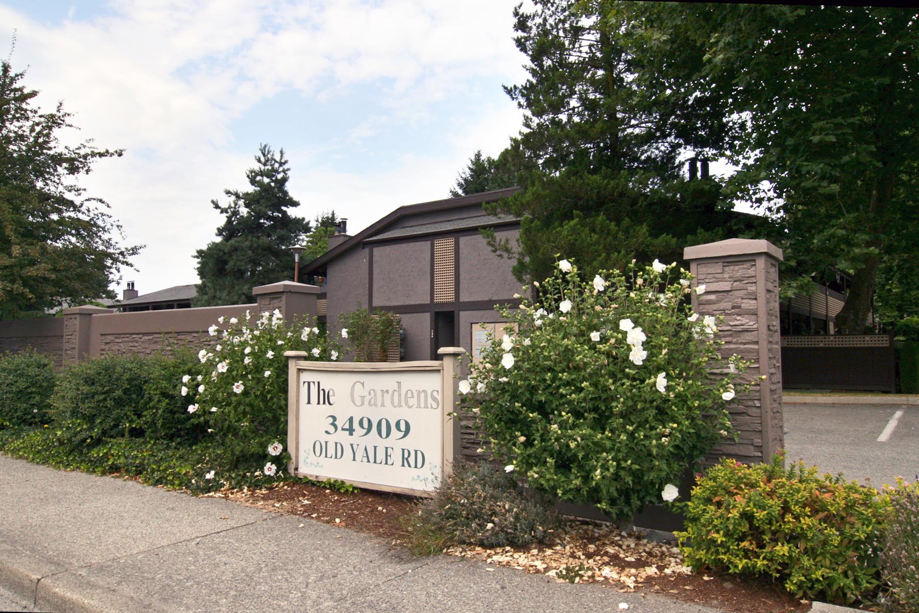 Virtual Tour of 34909 Old Yale Rd, Abbotsford, BC, , MLS F2919867, Abbotsford Real Estate